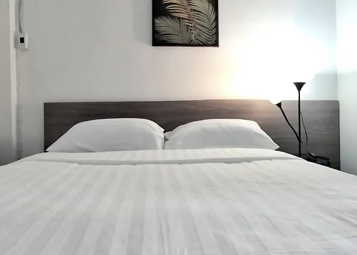 Guest house Oneway Bkk 3*