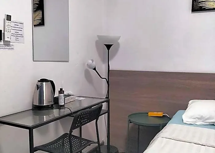 Guest house Oneway Bkk 3*
